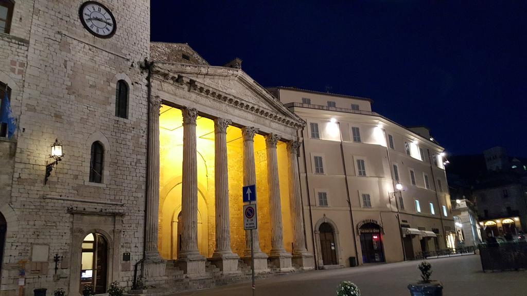 Apartments Aurora Delle Rose Assisi Luaran gambar