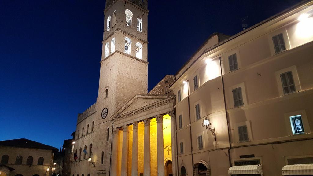 Apartments Aurora Delle Rose Assisi Luaran gambar