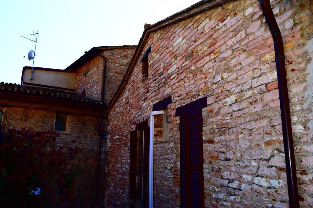 Apartments Aurora Delle Rose Assisi Luaran gambar
